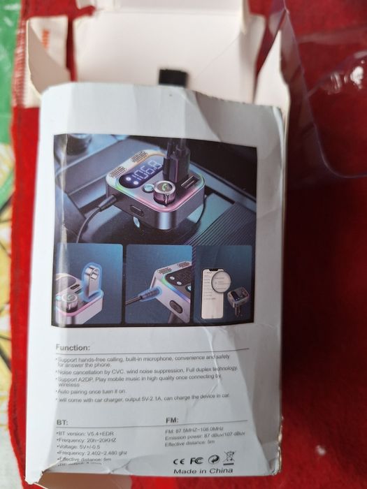 transmiter FM Bluetooth firmy Joyroom,