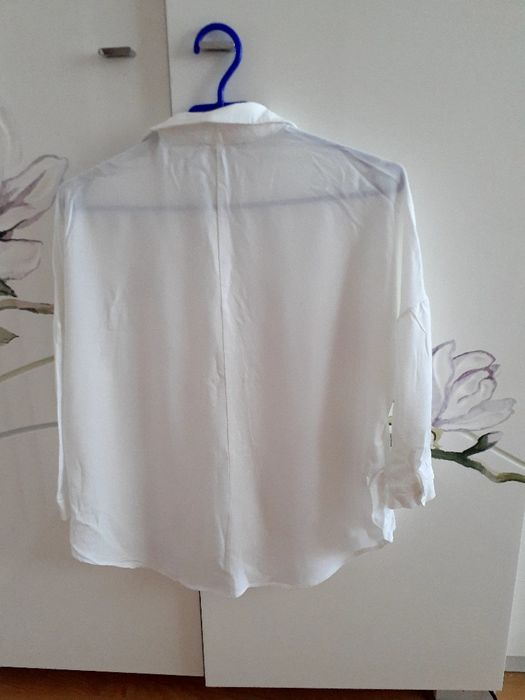 Блузка женская белая