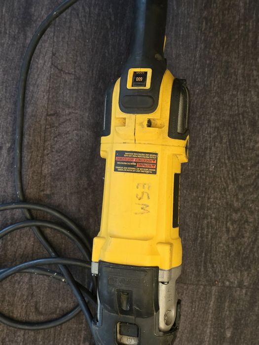 Polerka DEWALT DWP894X