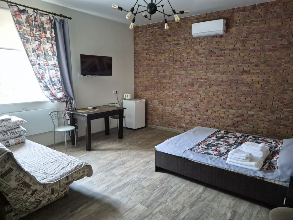 Оренда номерів біля моря — Грибівка, Mini Art Hotel