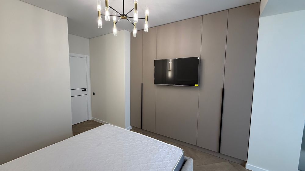 продаж 3 кім квартири в центрі з євроремонтом