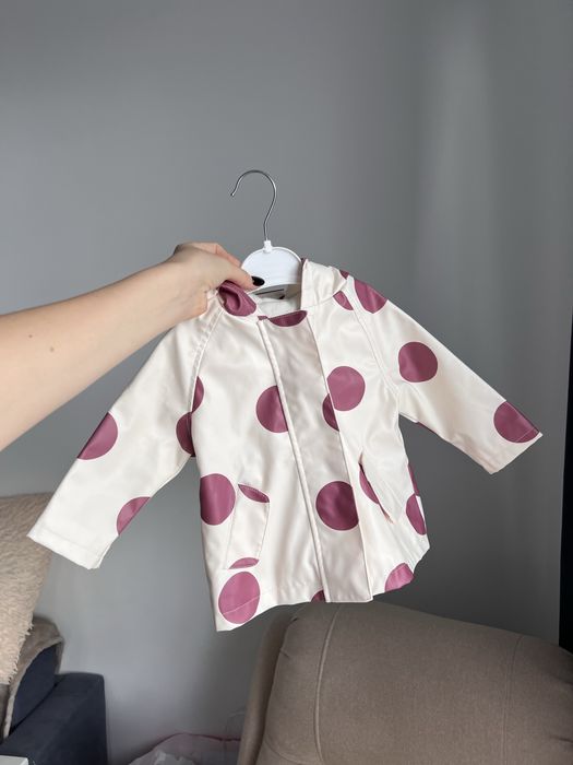 Курточка на дівчинку 3-6 м