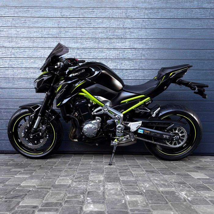 Продам мотоцикл Kawasaki Z900 (5997)