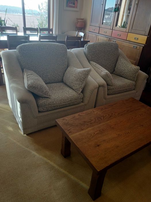 Trio sofás bege cinza