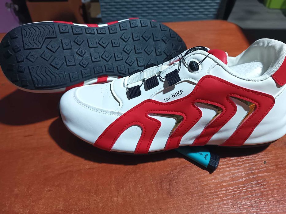 Buty męskie 2024 Jesień - męskie sportowe buty na codzień