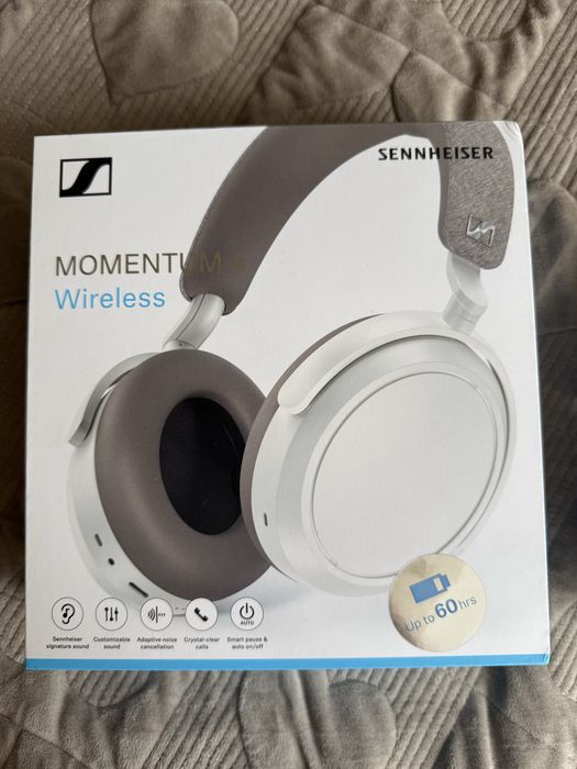 Sennheiser Momentum 4 Wireless - Полный комплект