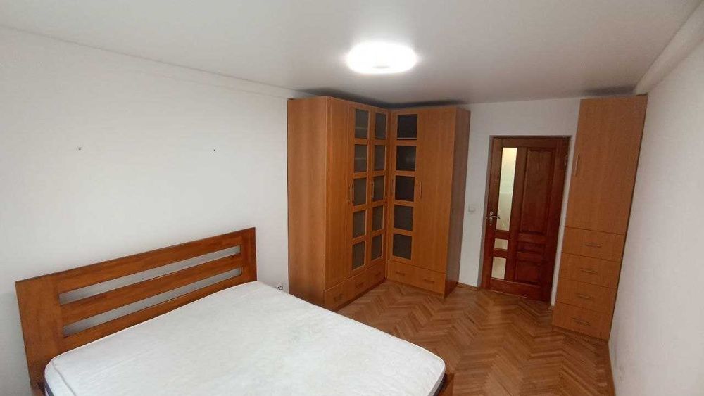 Продаж 2-кімнатної квартири біля метро Лук’янівська, Коперніка