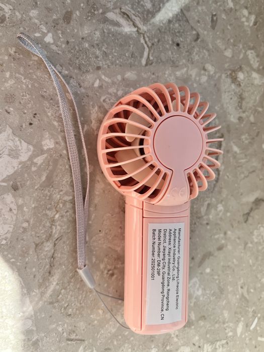 Mini Wiatraczek przenośny podręczny na lato