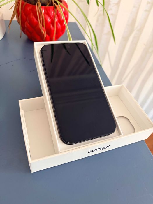 iPhone 15 em bom estado + caixa original