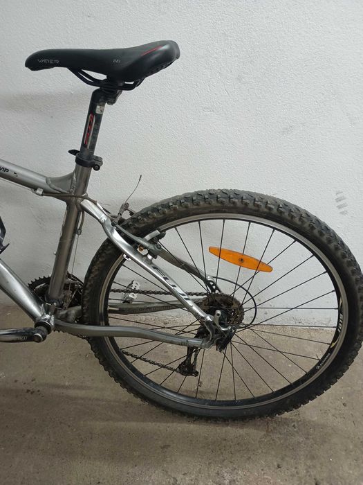 Rower Fuji Tahoe Comp SE opony 26''