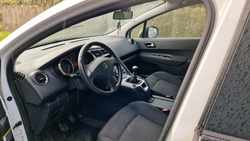 Peugeot 5008 1.6 HDI
