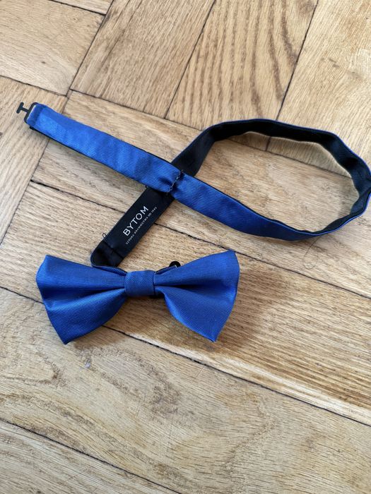 Muszka niebieska granatowa Bytom