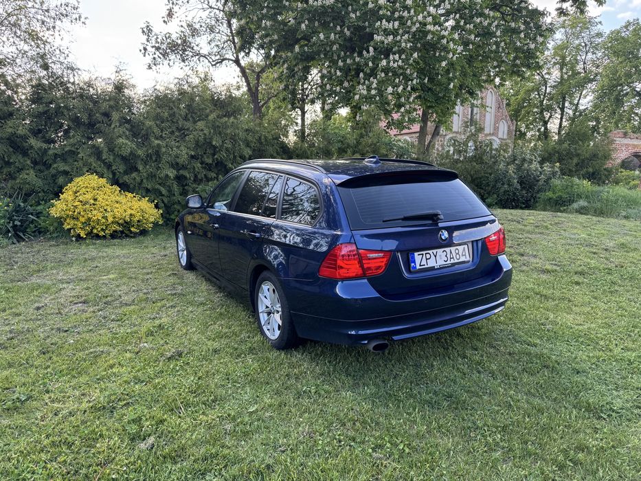 BMW 320d E91 2010r