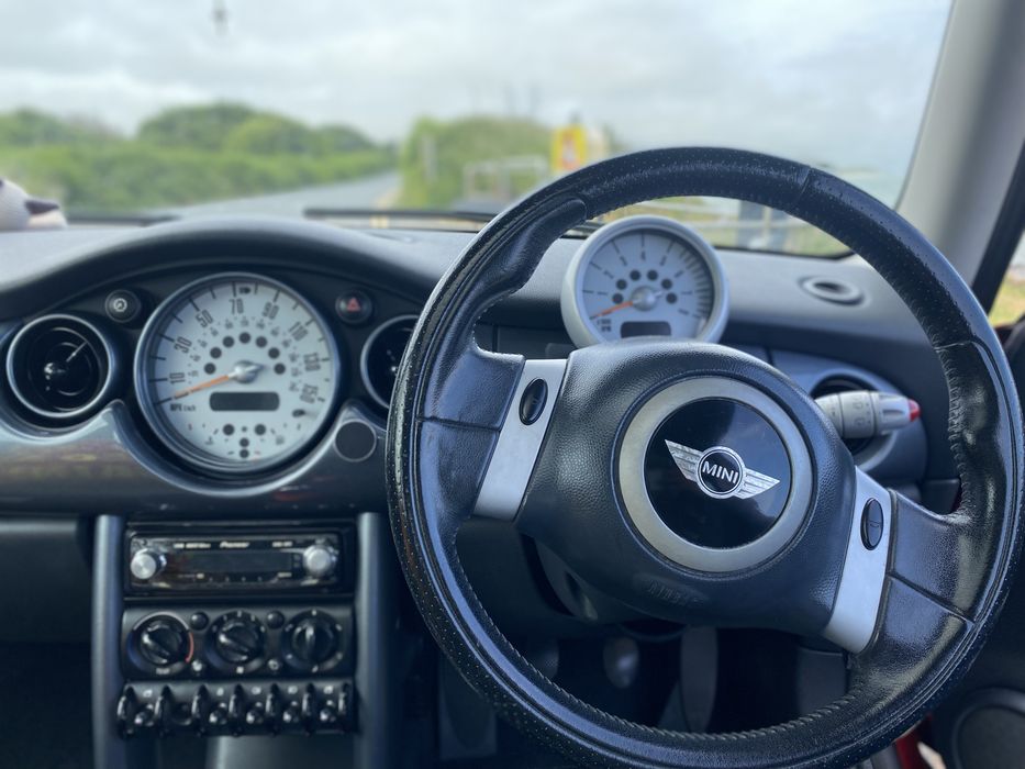 Mini Cooper 2004 R50 mão inglesa e placa Irlandesa €1850