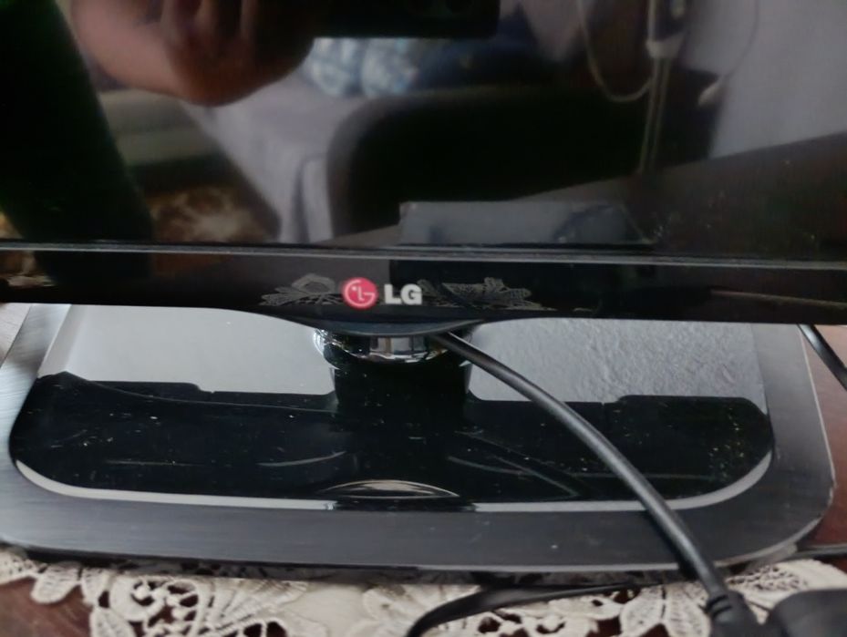 Telewizor lg 32ln570r + dekoder wiwa