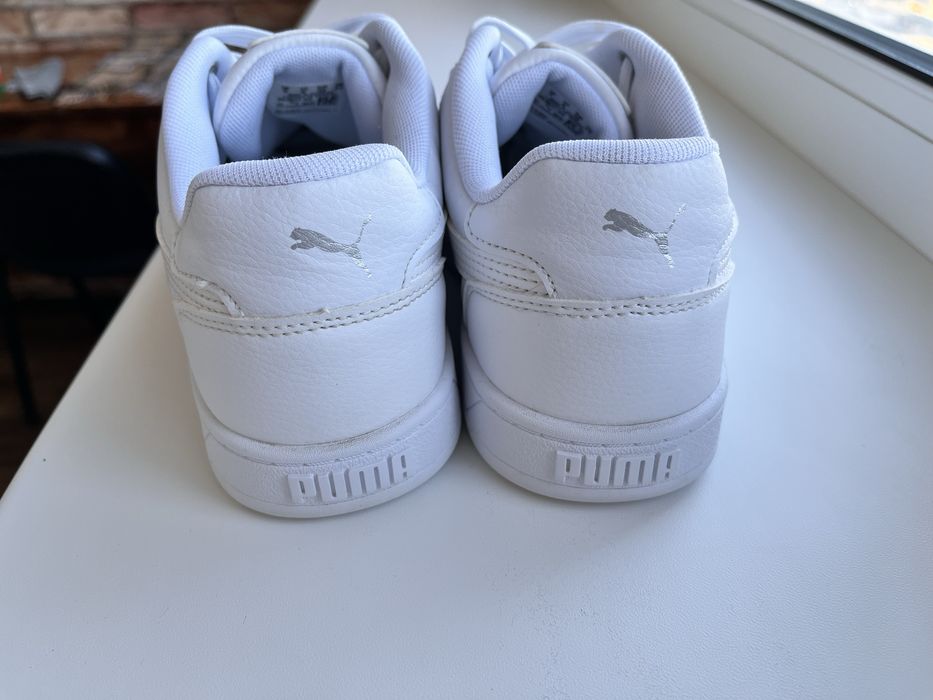 Білі Кросівки Puma Caven III Sneakers Unisex