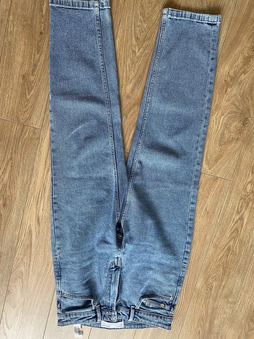 Джинси від страдіваріус нові