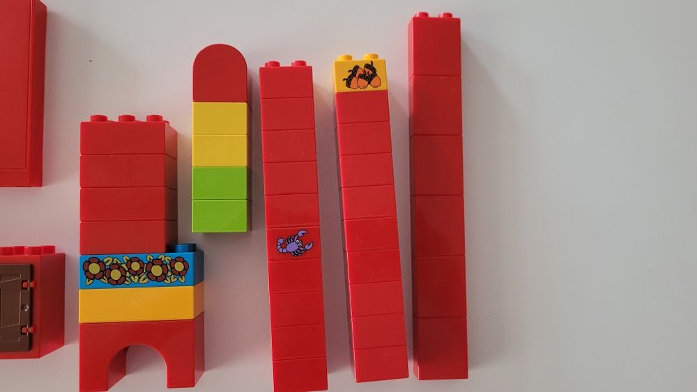 Płytka   ściana okno drzwi do domu pasują do Lego Duplo