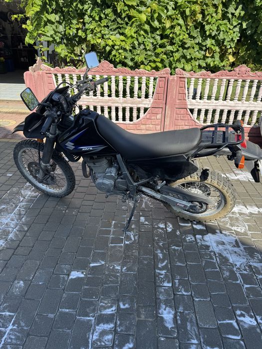 Suzuki dr 650 se