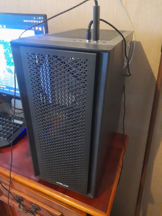 Komputer stacjonarny