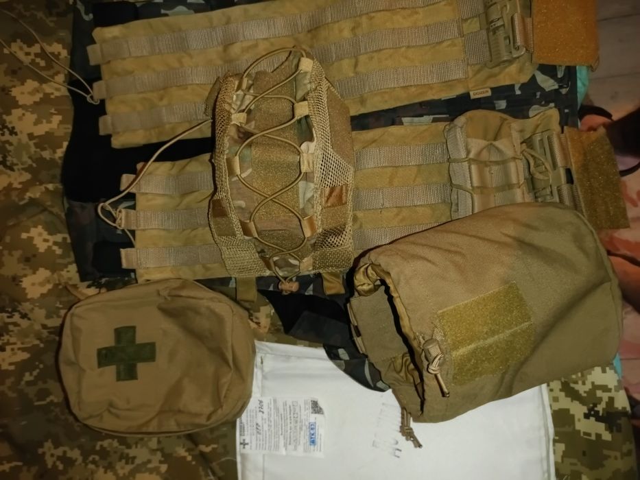 Відам за символічну суму  для військових желательно все разом забрати