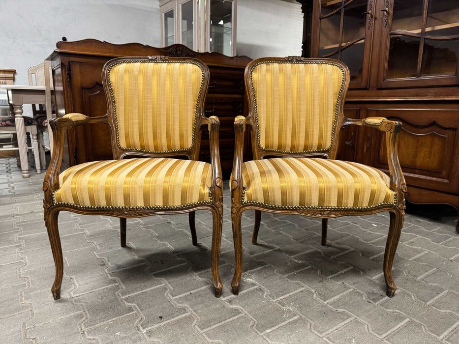 Fotel ludwikowski fotele drewniane komplet foteli dębowych opcje