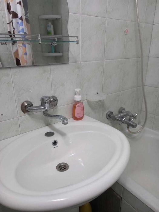 Сдам 2ную квартиру на Добровольского\Северный рынок на 10\16