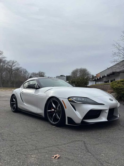 Toyota Supra Premium      2021