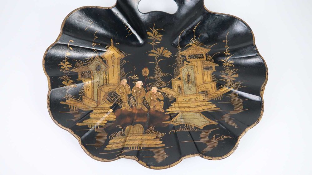 Bandeja Oriental Lacada Séc. XIX/XX (ref. 2)