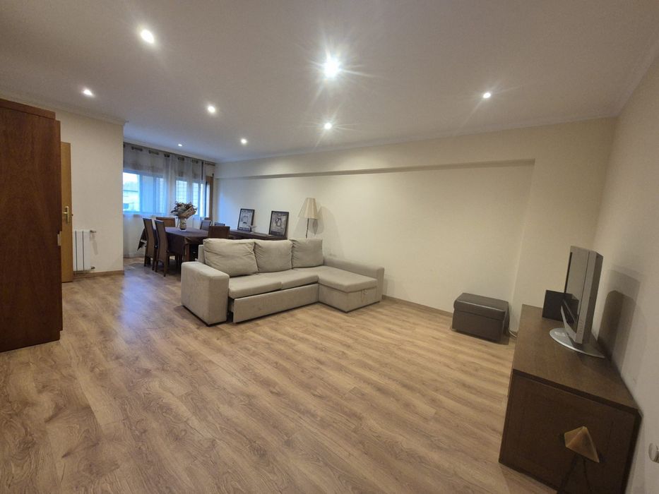Apartamento T3 para arrendamento