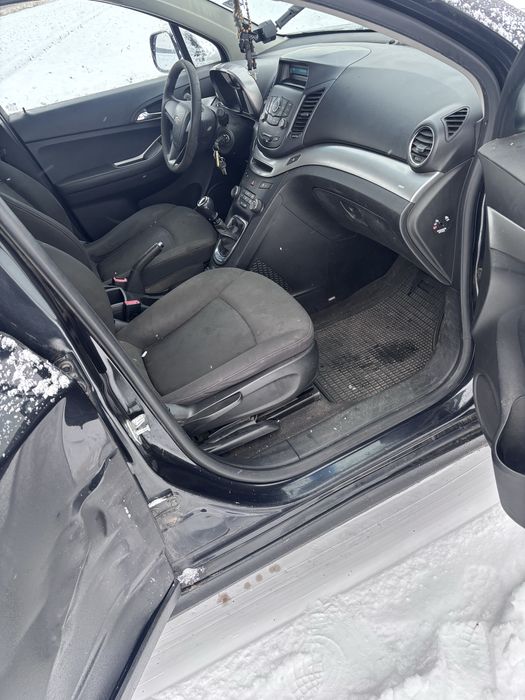 Chevrolet Orlando, hak, 7 osób