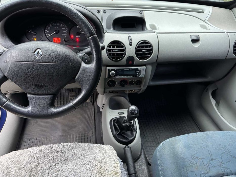 Renault Kangoo 2001 року