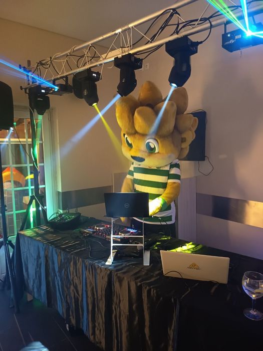 DJ / Som /Luzes / todo o tipo de eventos