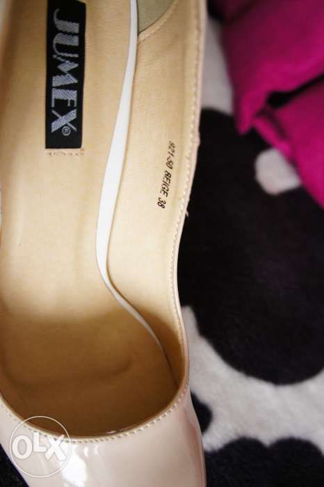 Szpilki Jumex rozm.38 Beige