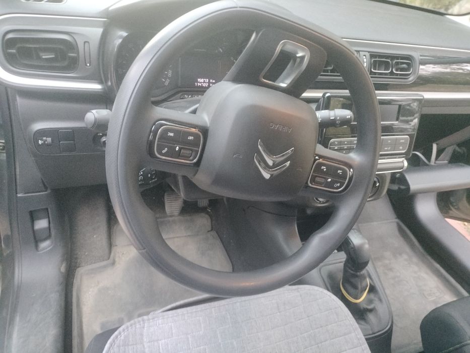 Автомобіль Ситроен С3