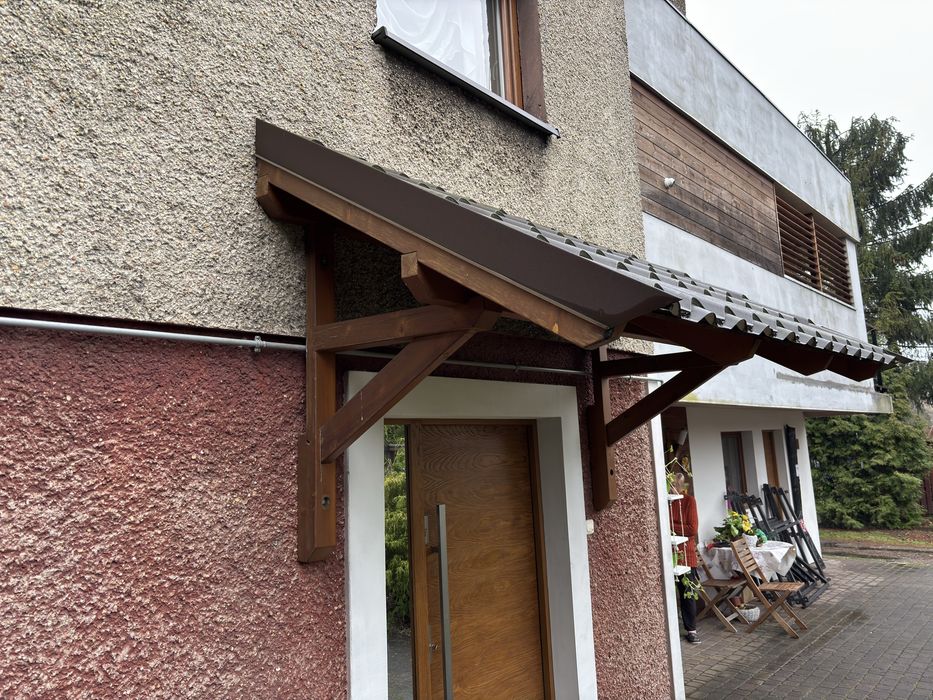 Daszek zadaszenie drzwi