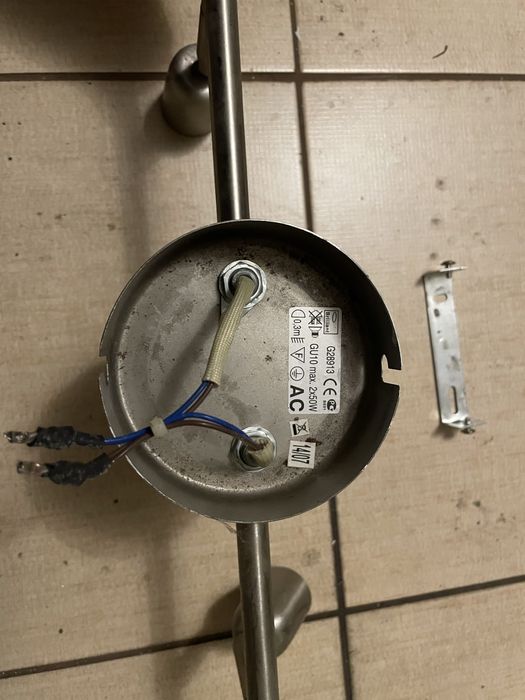 Used GU10 Lamp Fixture – Excellent Condition!64729679872515122