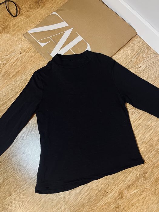 Polprzezroczysty sweter damski golf HM rozm s asymetryczny