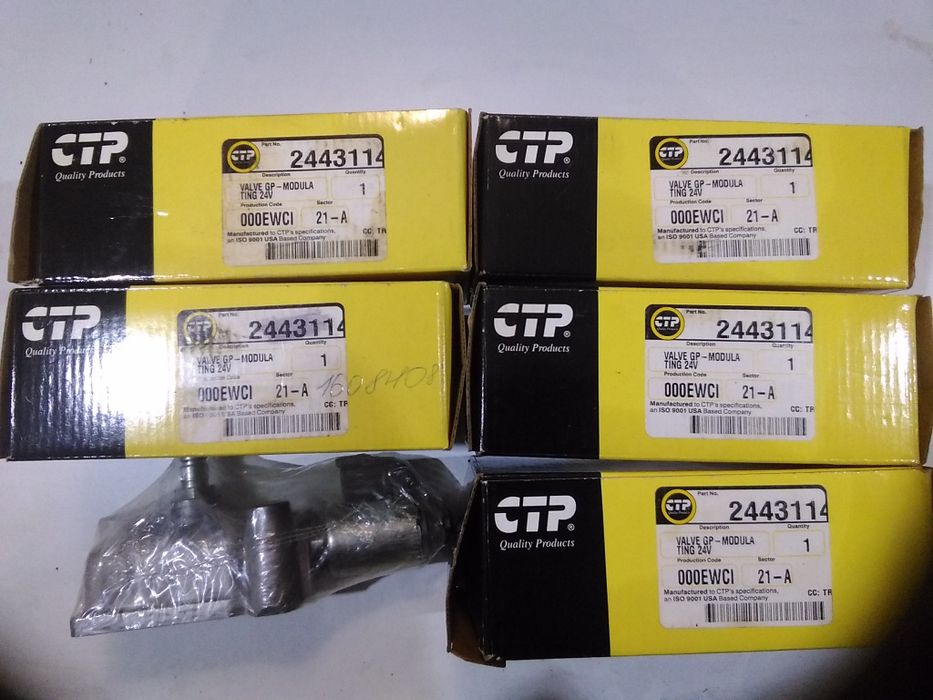 CAT 2443114 2204324 1711008 2165338 2750040 2588987 1608408 3503913