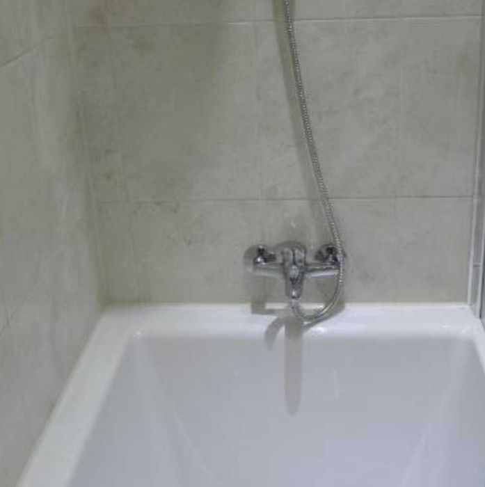 Комнаты в частном доме с участком.