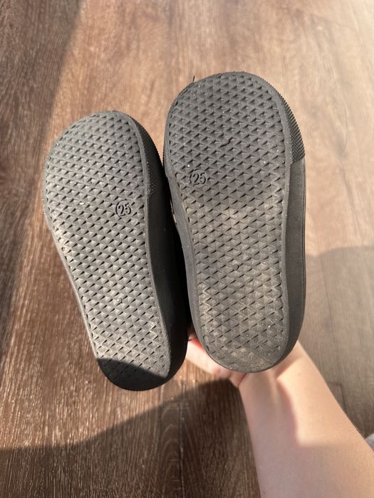 Ботінки 25 розмір