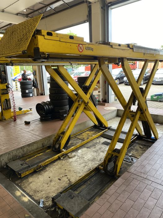 Podnośnik nożycowy diagnostyczny MAHA 4,2T  480 m