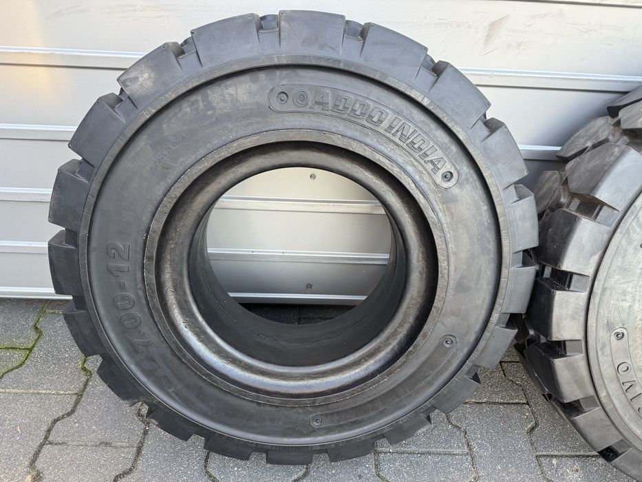 Komplet 2 sztuk opona pełna do wózka 7.00-12 Addoindia nowe 700x12 std