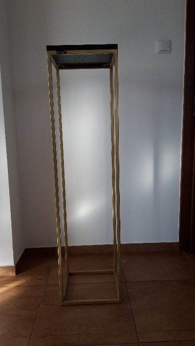 konsola do wystroju wnętrz