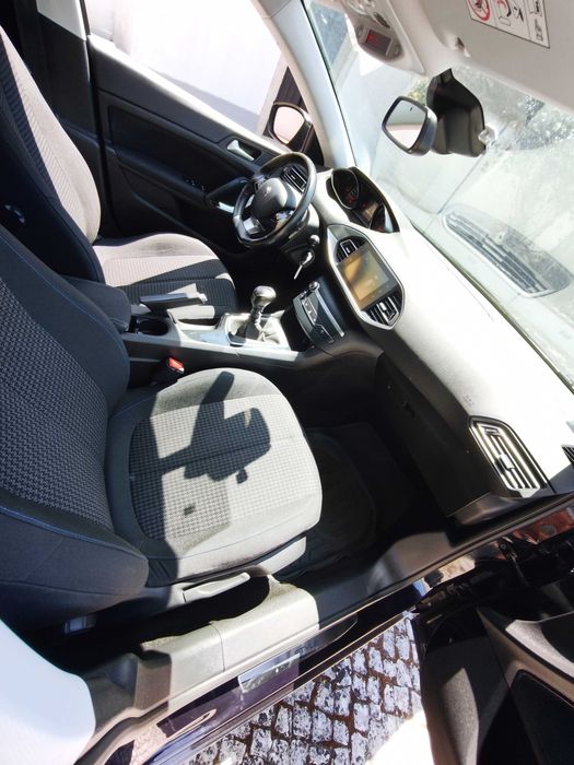 Peugeot 308 Sw .