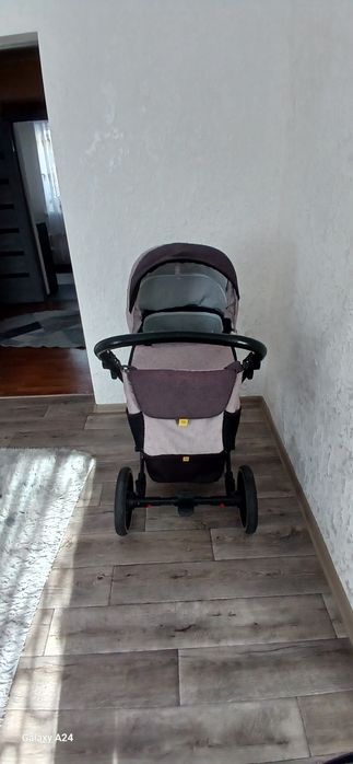 Продам дитячу коляску