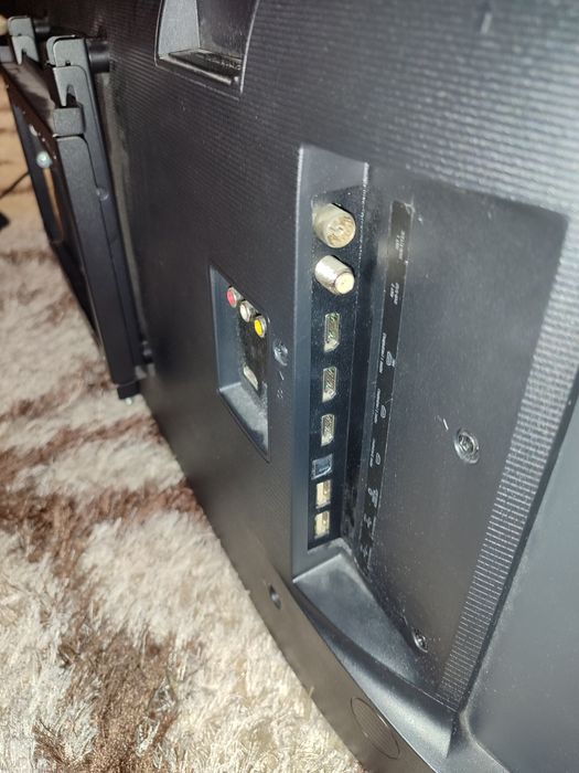 Телевізор Hisense 43A7500F (43") smart TV