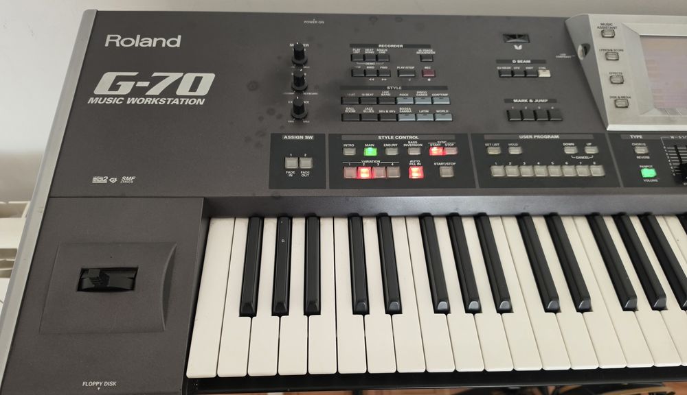 Roland G70 versão3