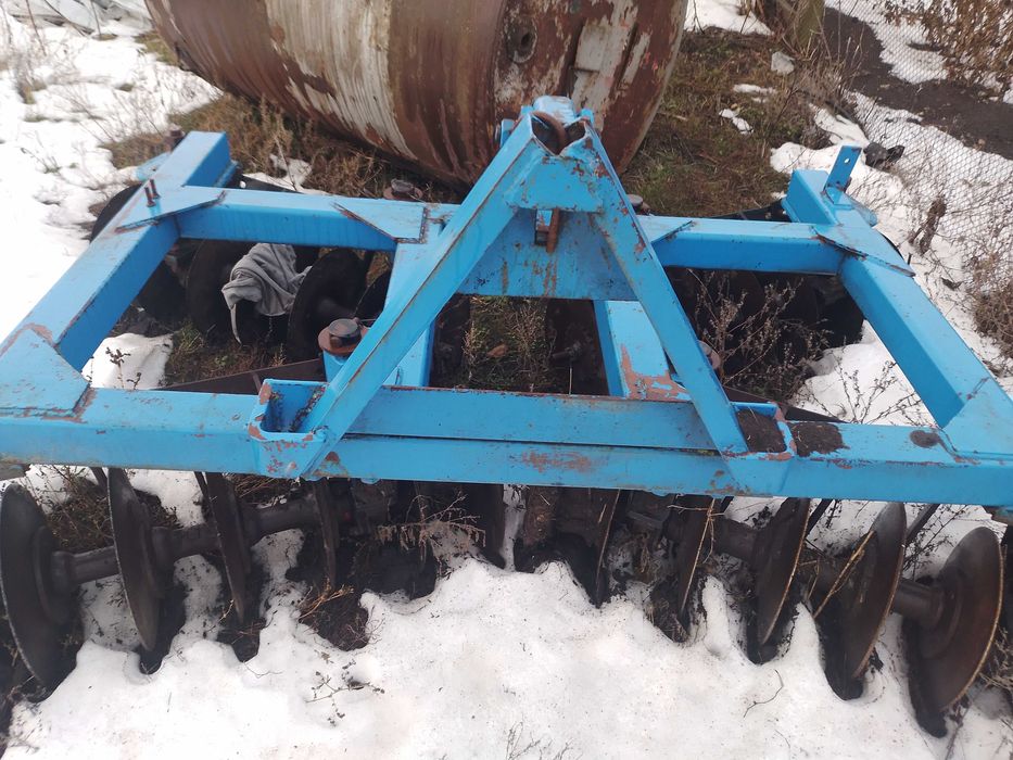 Юмз 6 з дисковою