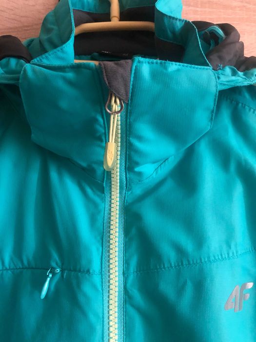 4F damska kurtka, rozmiar M.